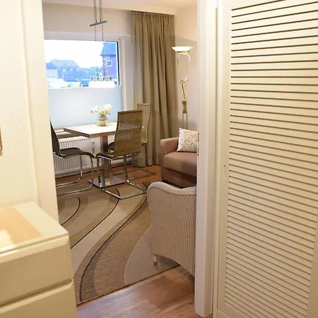 Appartamento Gemuetliches 2-zimmer-appartement Mit Balkon Richtung Sueden.